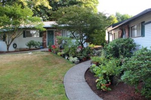 The Owner Appreciates Quality Tenants Who Tend Beautiful Gardens!